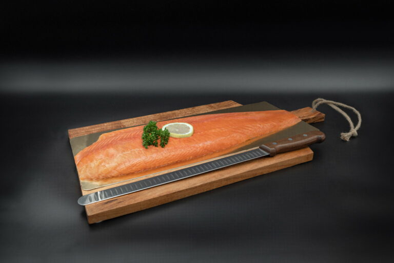 brett und messer - SWISS LACHS Alpiner Lachs