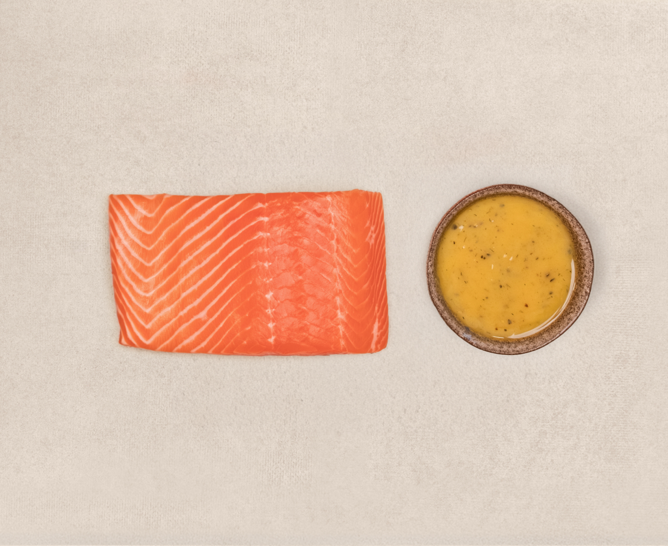 fillet with Lemon pepper marinade 500g Grill-/ Dinnerset: Lachsfilet (500g) mit Zitronen-Pfeffer-Marinade – Bild 1